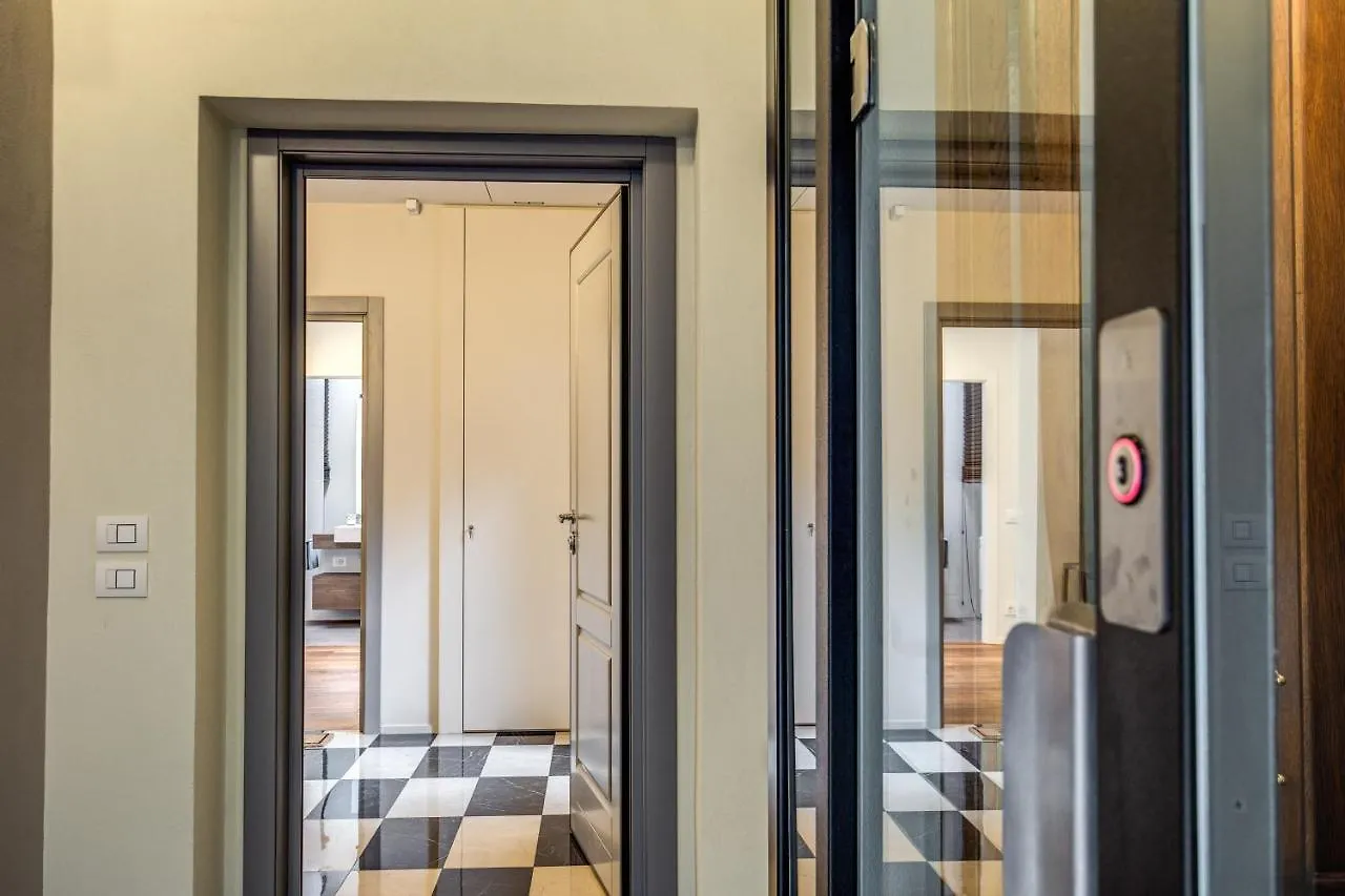 Luxurious Apartment In מילאנו 0*,  איטליה